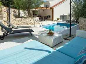 House with garden, barbecue & terrace | Nature view - Image 3