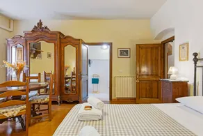 Wonderful private room with garden & barbecue | Garden view | Dogs allowed - Image 5