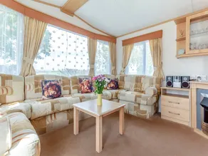 Child-friendly cottage with garden & barbecue | River view | Pet-friendly - Image 3