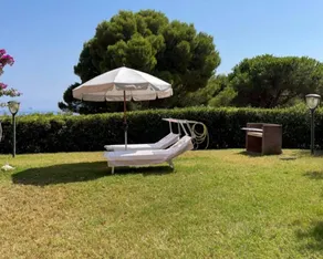Appartamento adatto alle famiglie con giardino, piscina e terrazza - Image 5