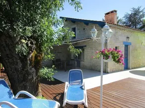 Charming holiday home with garden, private pool & terrace | Garden view | Pets are welcome - Image 2