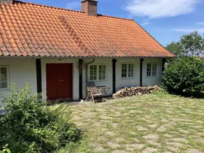 Children-friendly house with sauna, barbeque & terrace | Sea view - Image 2