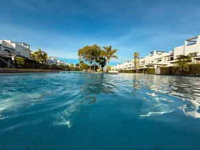 Flat with terrace, barbecue & pool - Image 2