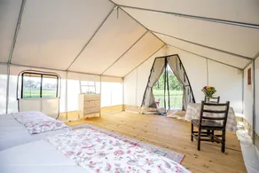 Iconic Tented Cabin with Fire Pit in Cassville, Missouri - Image 2