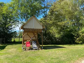 Tent with heated pool - Image 4