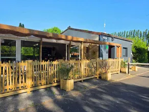 Tent with pool & terrace | Garden view - Image 3