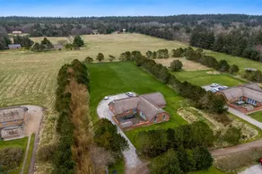 Family-friendly holiday home with BBQ, terrace & sauna - Image 2