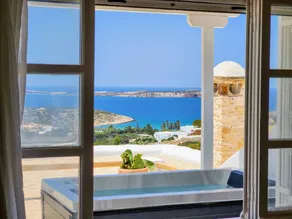 Villa avec jardin, jacuzzi et terrasse | Vue sur l'eau - Image 2
