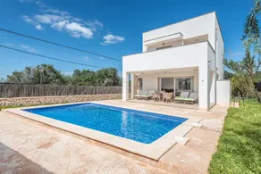 Familienorientierte Villa mit Garten, privatem Pool und Terrasse | Nah am Strand - Image 2
