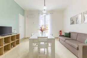 Apartamento | Vistas a la ciudad - Image 2