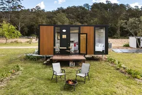 Peaceful Tiny House Retreat with Breathtaking Countryside Views in Queensland - Image 3