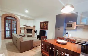 Apartment 'B' with Sea View, Garden, Private Terrace, and Wi-Fi - Image 3