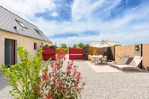 Fully equipped beautiful cottage with terrace, BBQ & jacuzzi | Garden view - Image 3