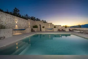 Villa with sauna, garden & fast internet | Beach view - Image 4