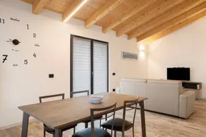 Agradable apartamento totalmente equipado con terraza | Vistas a la montaña | Adaptado para teletrabajar | Admite mascotas - Image 3