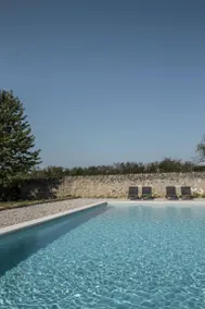 Holiday home with private pool, BBQ & garden - Image 3