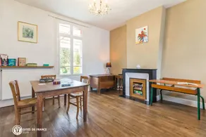 Gite with barbecue, terrace & garden - Image 5