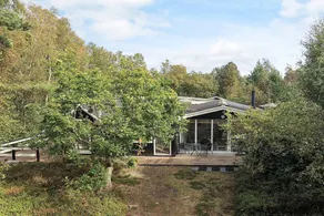 Nice house with terrace - Image 4