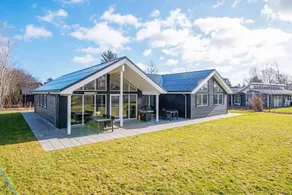 Fully equipped house with barbeque, pool & sauna | Beach nearby | Pets are welcome - Image 4
