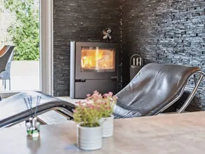 Holiday home with terrace, private pool & barbeque - Image 5