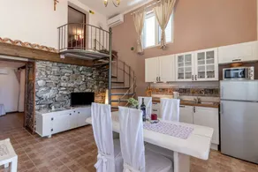 Holiday apartment with barbecue, terrace & garden - Image 2