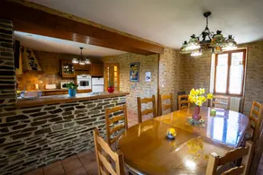 Family-friendly wonderful cottage with BBQ, terrace & garden | River view - Image 5