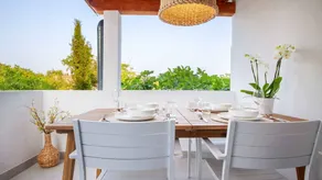 Charming flat with BBQ, terrace & garden - Image 3