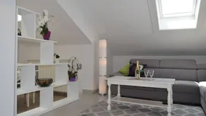 Charming holiday apartment with BBQ & terrace | Sea view - Image 3