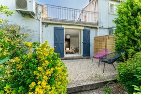 Family-friendly nice house with pool, terrace & garden | Garden view - Image 3