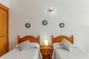 Studio 'Martin - 17' with Sea View, Balcony and Wi-Fi - Image 3