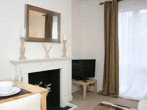 Child-friendly pleasant cottage - Image 3