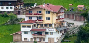Holiday apartment with garden, terrace & BBQ - Image 5