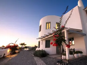 Children-friendly wonderful villa with garden & terrace - Image 3