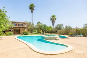 Merveilleuse maison adaptée aux familles avec piscine privée, barbecue et jacuzzi | Vue montagne | Avec animaux acceptés - Image 2