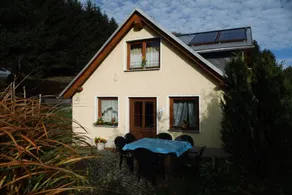 House with garden, terrace & barbeque - Image 3