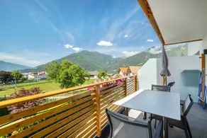 Holiday Apartment 'Edelweiß' with Mountain View, Shared Garden and Wi-Fi - Image 2