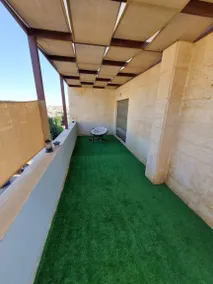 Flat with private pool - Image 4