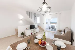 Family-friendly chalet with terrace & BBQ | Close to the beach - Image 3