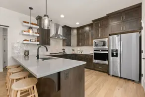 550 Cajetan Street - Image 5