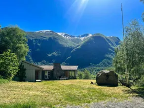 Family-friendly holiday home with terrace, barbecue & garden | Perfect for remote work | Dogs allowed - Image 2