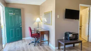 Apartment | Pet-friendly - Image 2