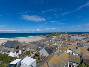 Family-oriented cottage | Beach view | Next to the beach | Dogs allowed - Image 2