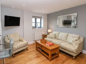 Cottage with garden - Image 5