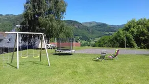 Holiday home with terrace, garden & BBQ | Mountain view - Image 2