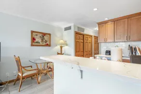 Oceanfront Penthouse Condo w Panoramic Views - Lahaina Shores PH1 - Image 5