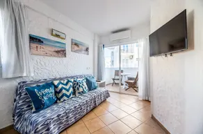 Appartement avec internet haut débit, terrasse et jardin | Vue lac - Image 3