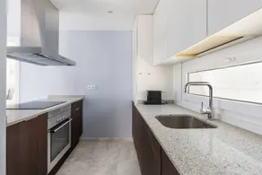 LUXURY APARTMENT, DISHWASHER AND SEA VIEW - Image 3