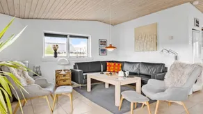 Pleasant holiday home with barbecue, terrace & garden | Dogs allowed - Image 4