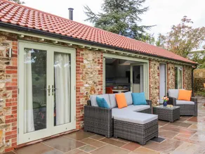 Children-friendly beautiful cottage with garden | Dogs allowed - Image 4