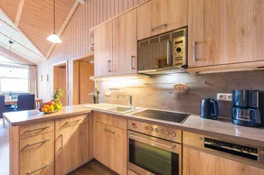 Holiday home with sauna, terrace & barbecue | Sea view - Image 4